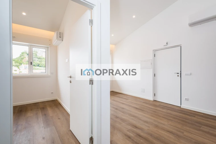 Apartamento T1 para Venda em Leiria, Pousos, Barreira e Cortes Foto 18