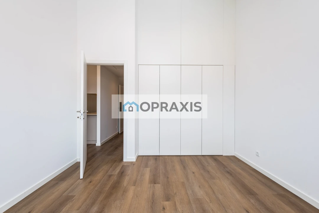 Apartamento T1 para Venda em Leiria, Pousos, Barreira e Cortes Foto 14