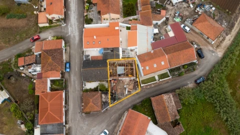 Moradia T3 para Venda em A dos Cunhados e Maceira