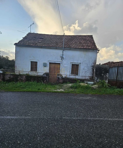 Moradia T3 para Venda em Chãos