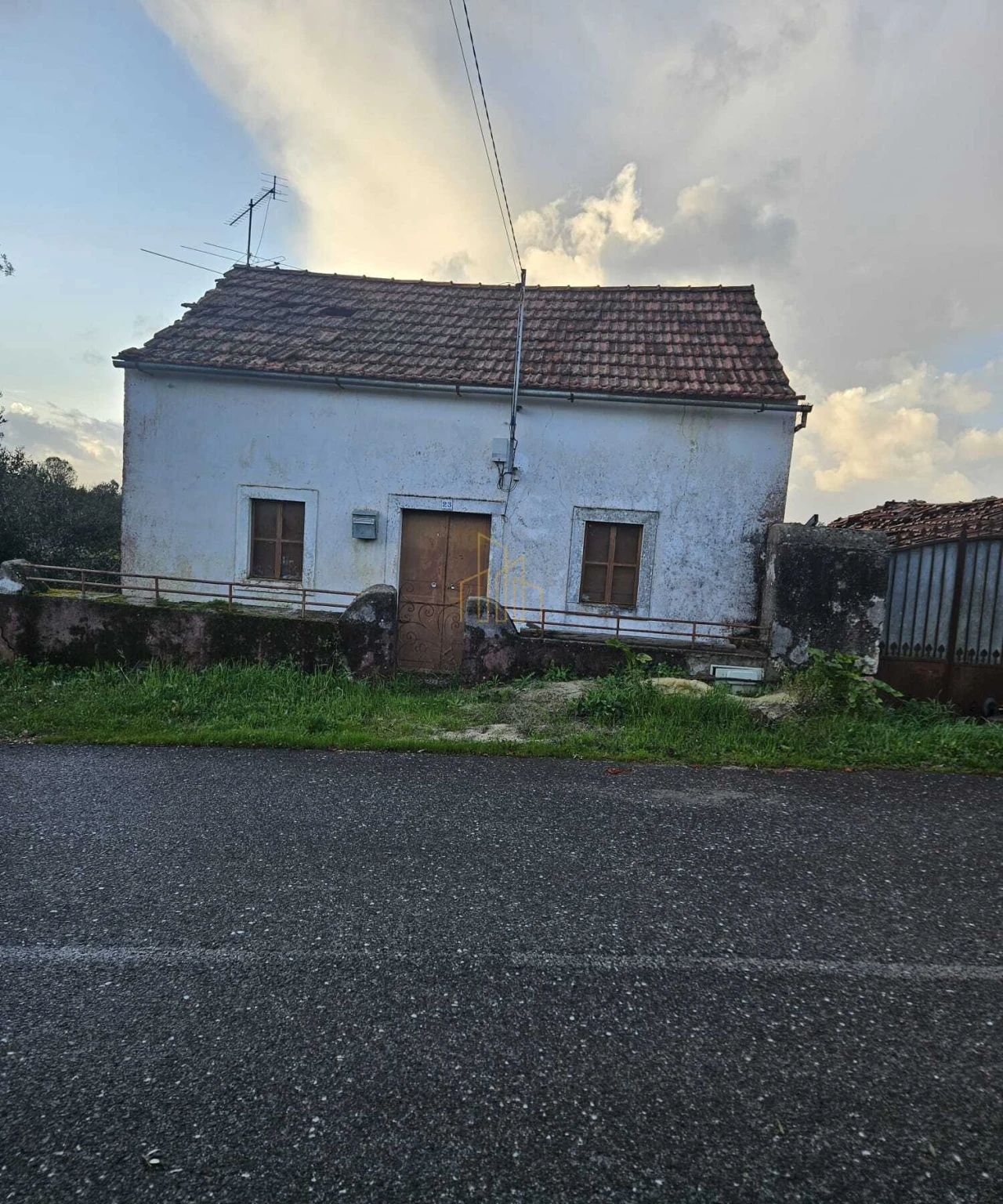 Moradia T3 para Venda em Chãos Foto 2