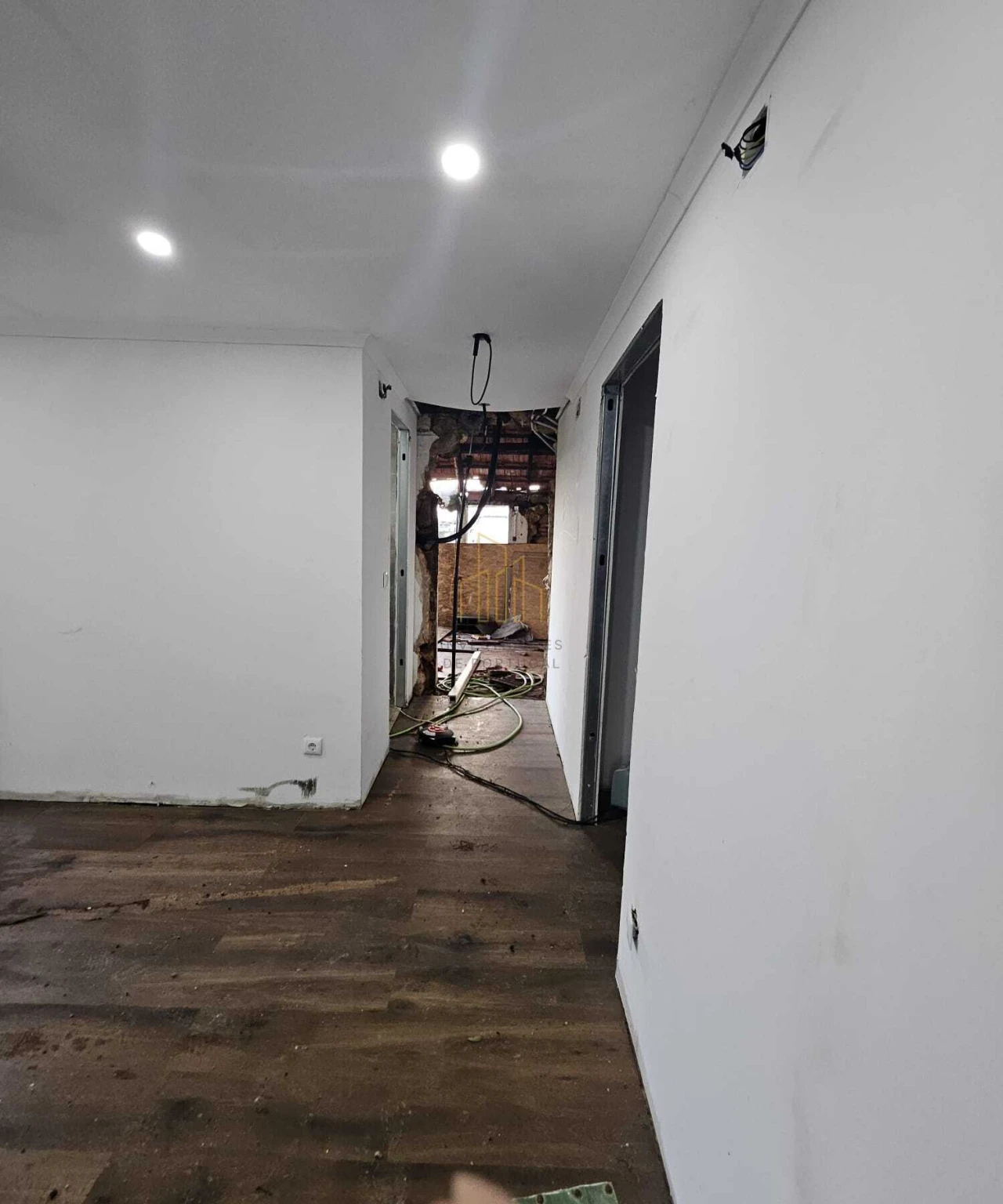 Moradia T3 para Venda em Chãos Foto 6