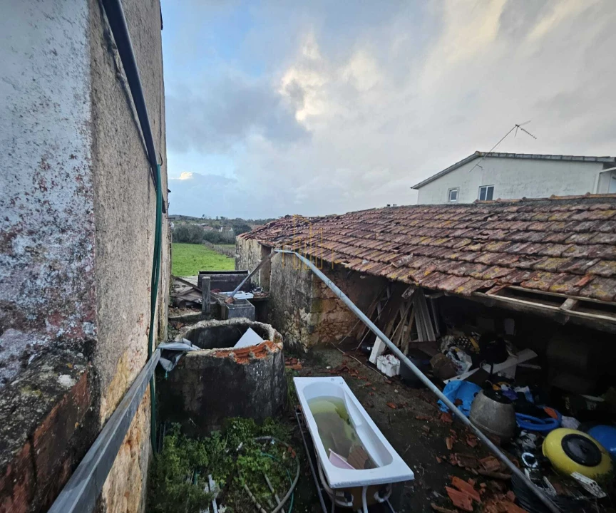 Moradia T3 para Venda em Chãos Foto 11