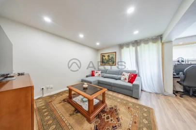 Apartamento T3 para Venda em Ramalde