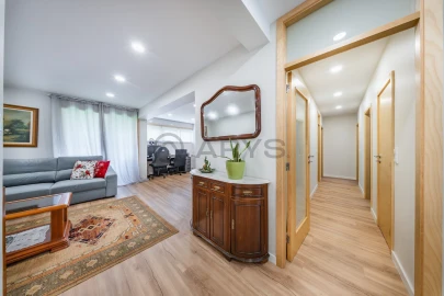 Apartamento T3 para Venda em Ramalde
