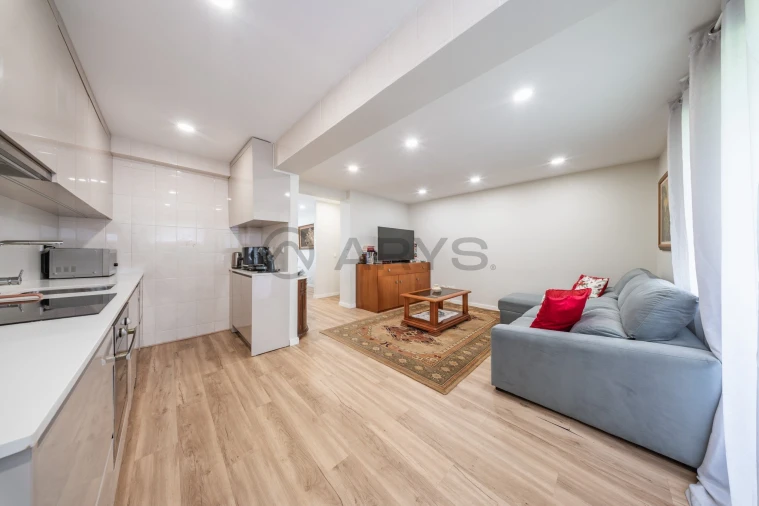 Apartamento T3 para Venda em Ramalde Foto 5