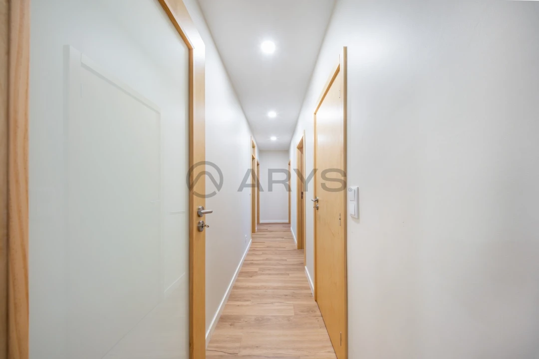 Apartamento T3 para Venda em Ramalde Foto 15