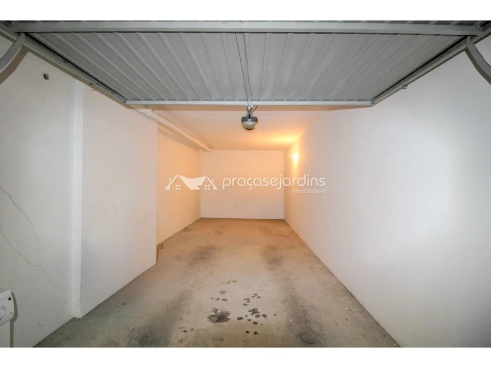 Apartamento T1 para Venda em Leiria, Pousos, Barreira e Cortes Foto 18