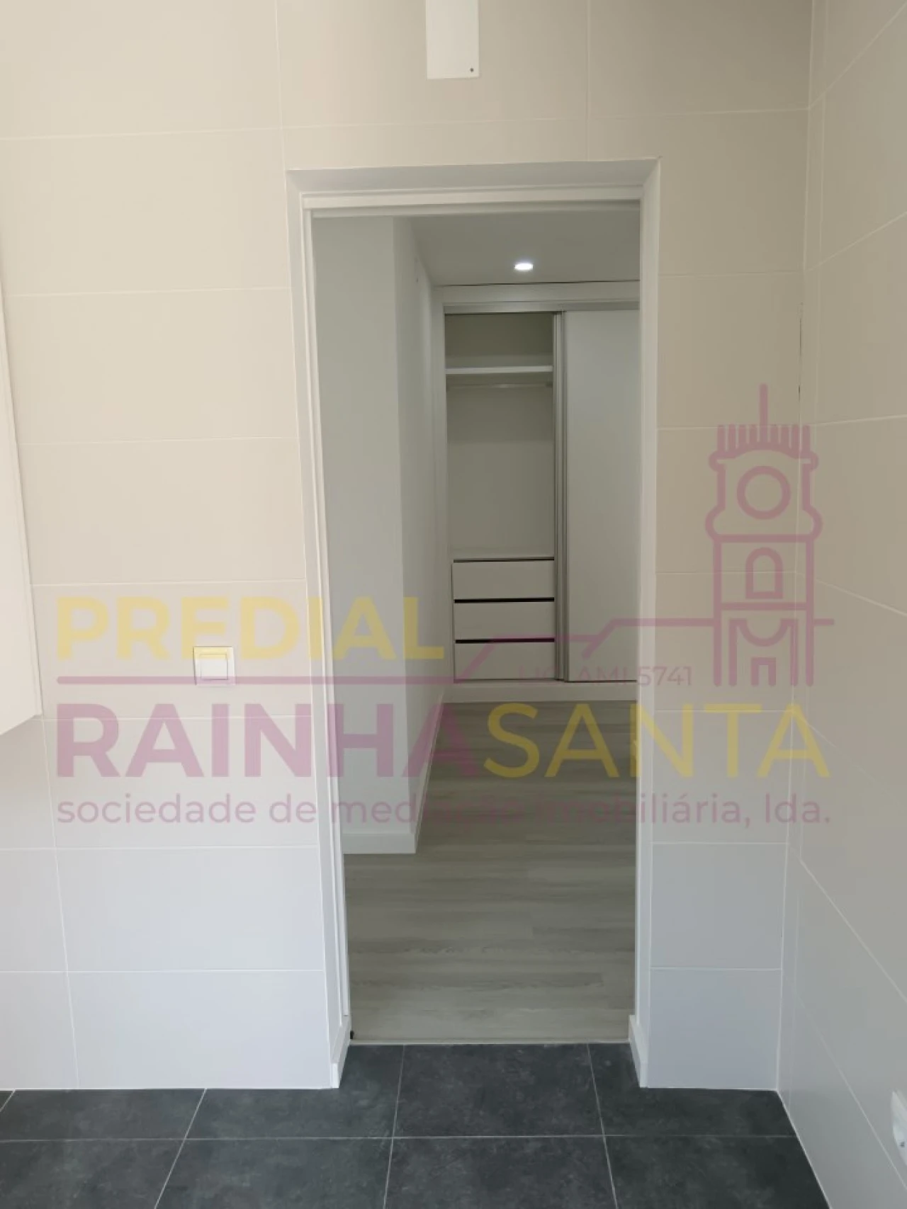 Apartamento T3 para Venda em Santa Clara e Castelo Viegas Foto 7