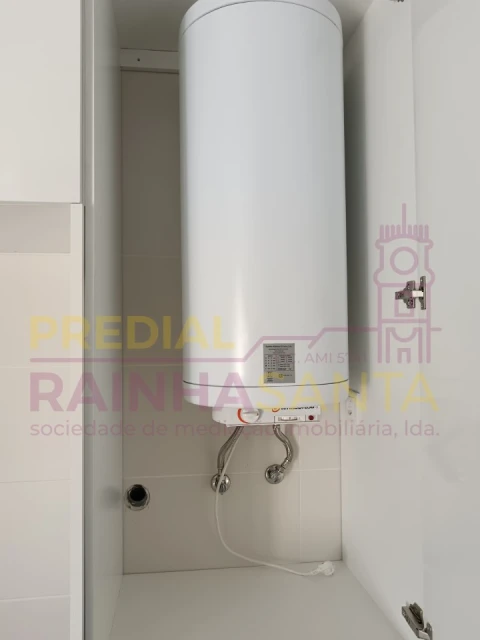 Apartamento T3 para Venda em Santa Clara e Castelo Viegas