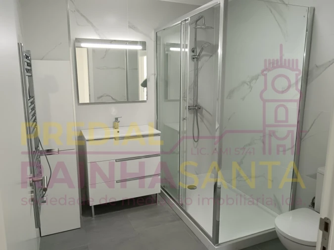 Apartamento T3 para Venda em Santa Clara e Castelo Viegas Foto 8