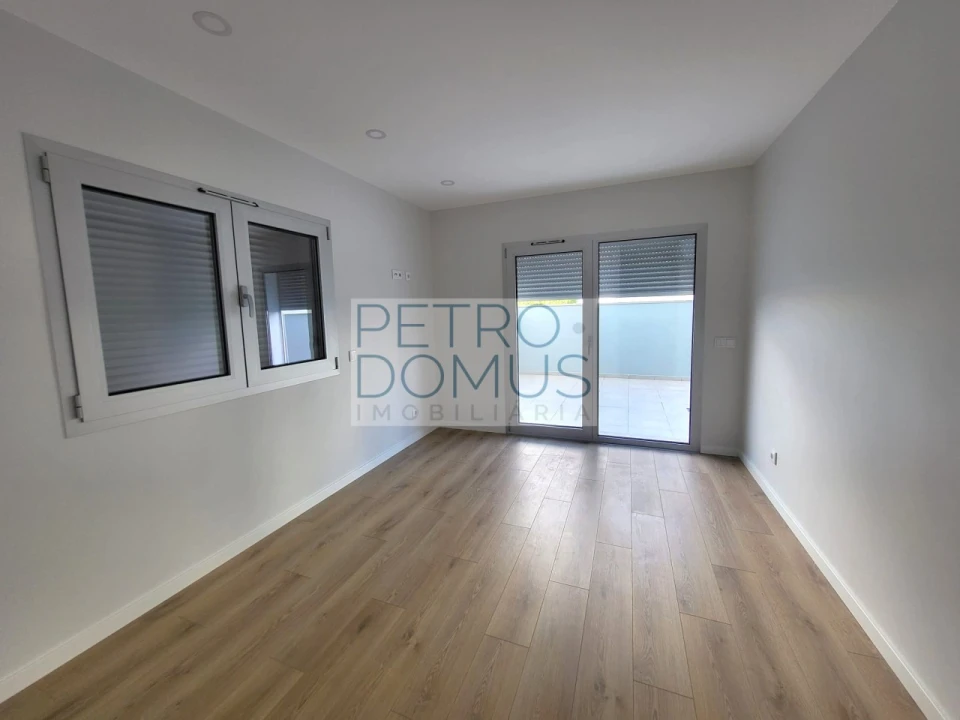 Apartamento T2 para Venda em Marrazes e Barosa Foto 7
