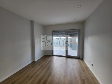 Apartamento T2 para Venda em Marrazes e Barosa