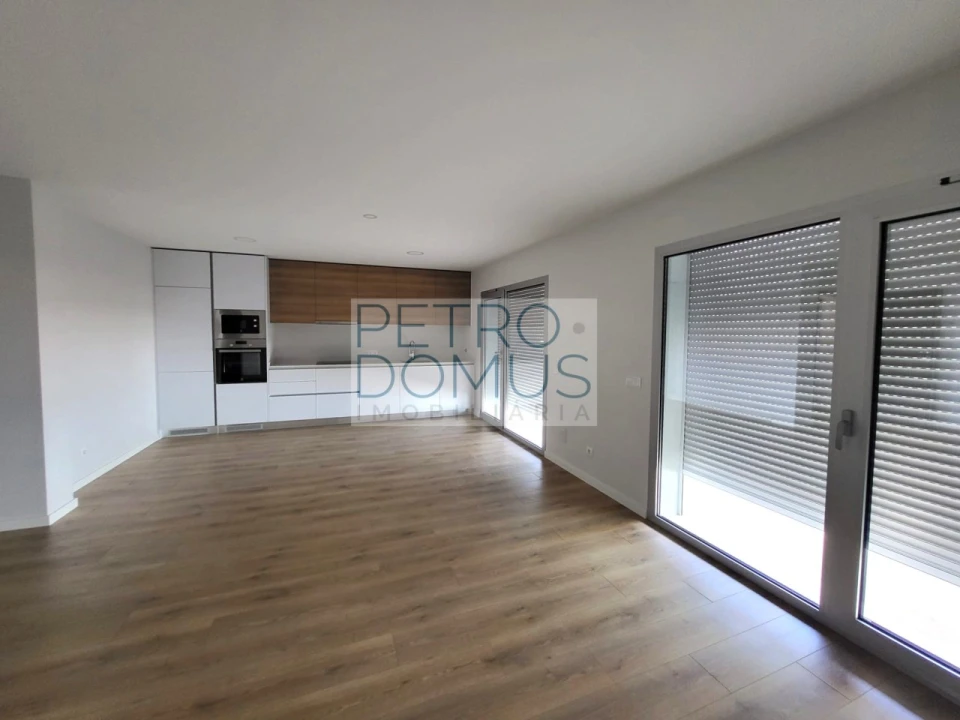 Apartamento T1 para Venda em Marrazes e Barosa Foto 1