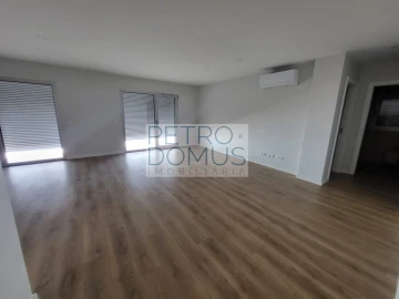 Apartamento T1 para Venda em Marrazes e Barosa