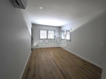 Apartamento T1 para Venda em Marrazes e Barosa