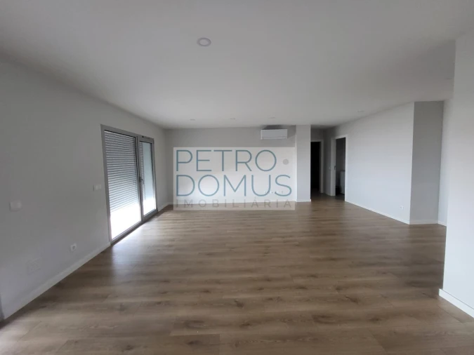 Apartamento T1 para Venda em Marrazes e Barosa Foto 3
