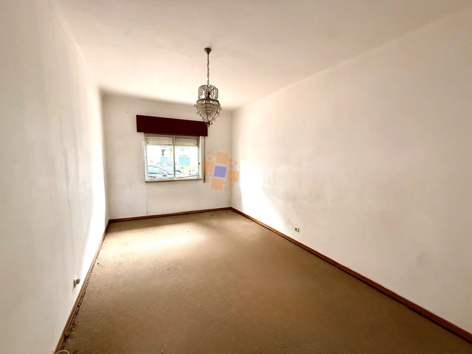 Apartamento T3 para Venda em Laranjeiro e Feijó Foto 12