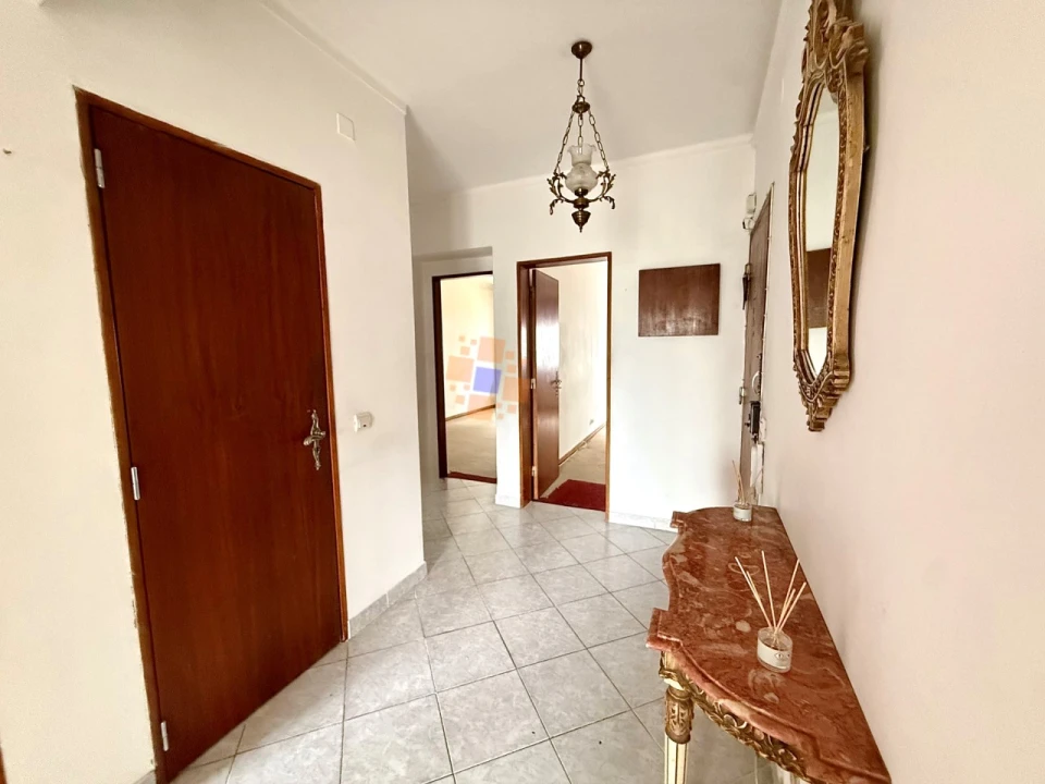 Apartamento T3 para Venda em Laranjeiro e Feijó Foto 1