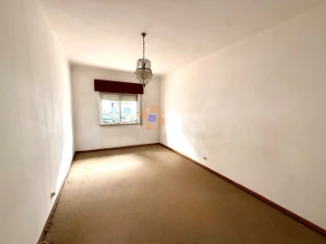 Apartamento T3 para Venda em Laranjeiro e Feijó
