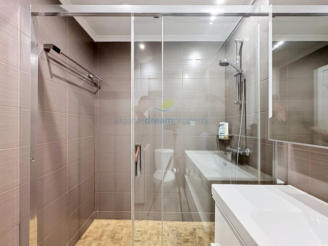 Apartamento para Venda em Albufeira e Olhos de Água Foto 23