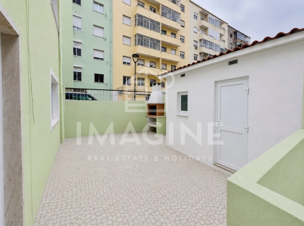 Apartamento T4 para Venda em União das Freguesias de Setúbal Foto 11