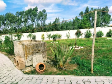 Quinta T3 para Venda em Alvorninha