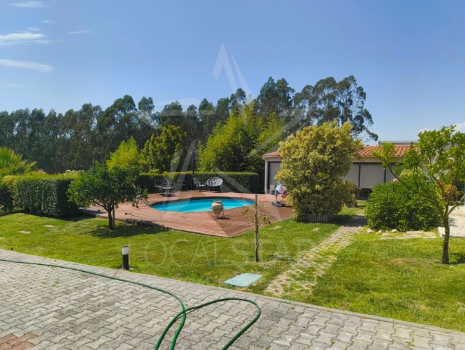 Quinta T3 para Venda em Alvorninha Foto 23