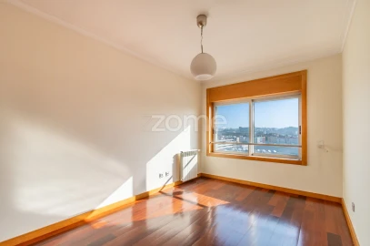 Apartamento T3 para Arrendamento em Matosinhos e Leça da Palmeira