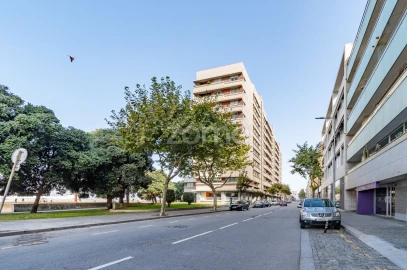 Apartamento T3 para Arrendamento em Matosinhos e Leça da Palmeira