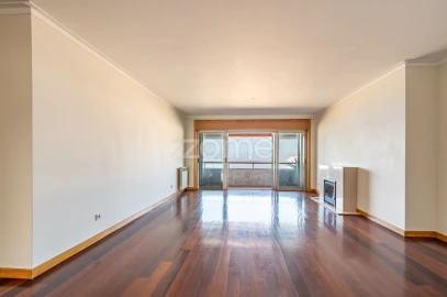 Apartamento T3 para Arrendamento em Matosinhos e Leça da Palmeira