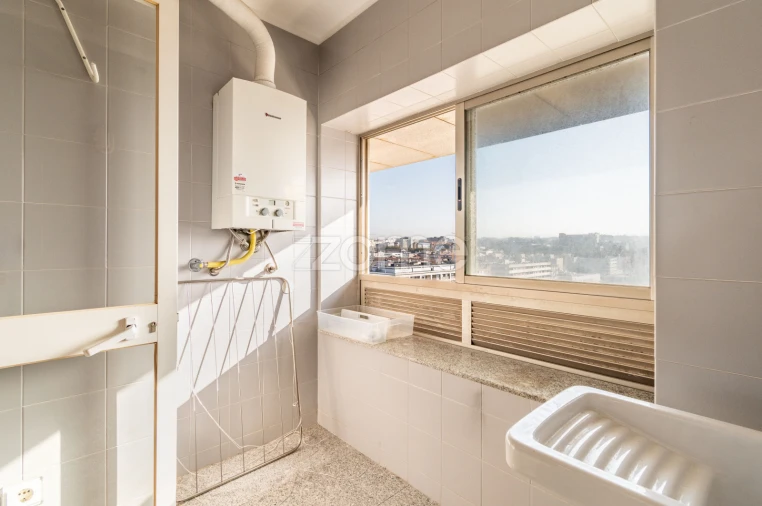 Apartamento T3 para Arrendamento em Matosinhos e Leça da Palmeira Foto 17