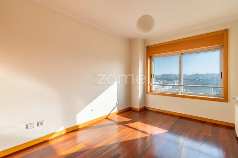 Apartamento T3 para Arrendamento em Matosinhos e Leça da Palmeira Foto 23