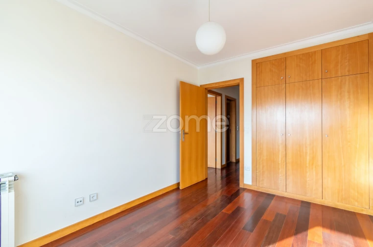 Apartamento T3 para Arrendamento em Matosinhos e Leça da Palmeira Foto 24