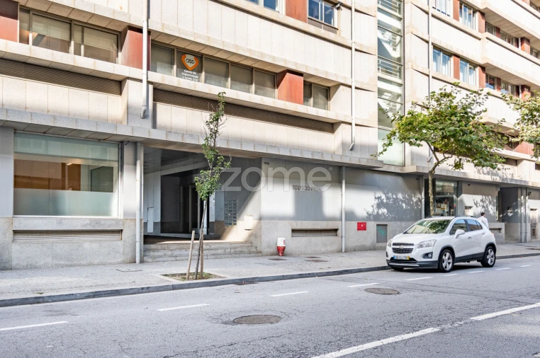 Apartamento T3 para Arrendamento em Matosinhos e Leça da Palmeira Foto 36