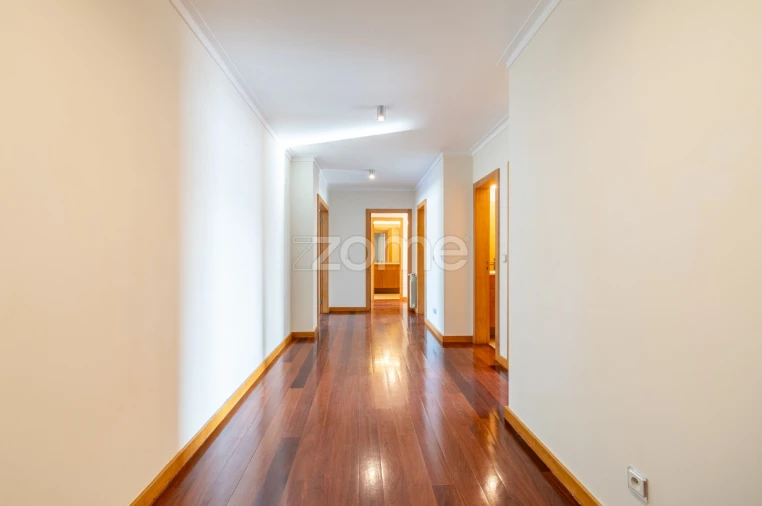 Apartamento T3 para Arrendamento em Matosinhos e Leça da Palmeira Foto 2