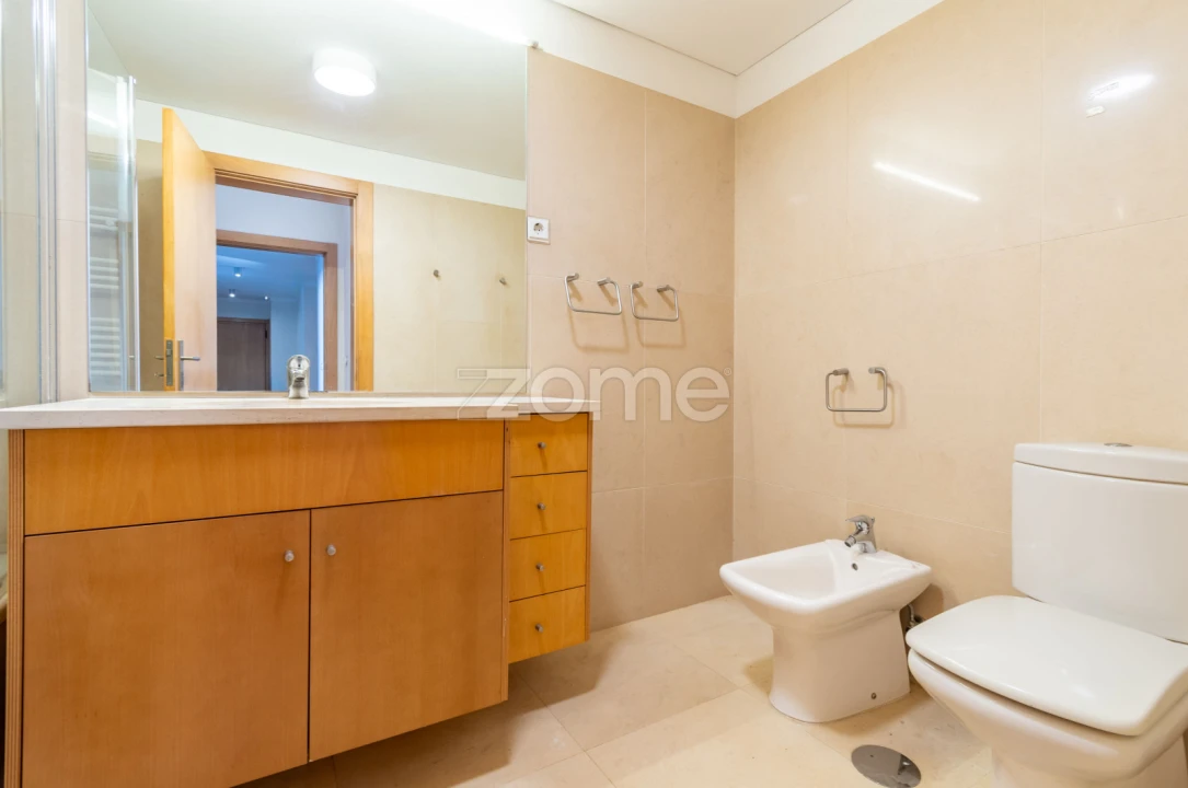Apartamento T3 para Arrendamento em Matosinhos e Leça da Palmeira Foto 12