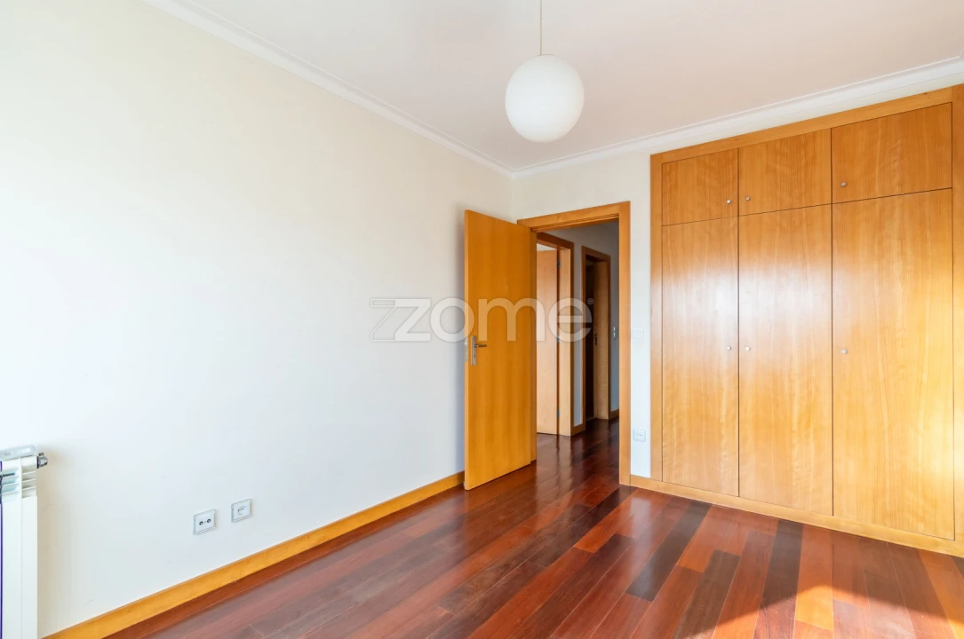 Apartamento T3 para Arrendamento em Matosinhos e Leça da Palmeira Foto 24