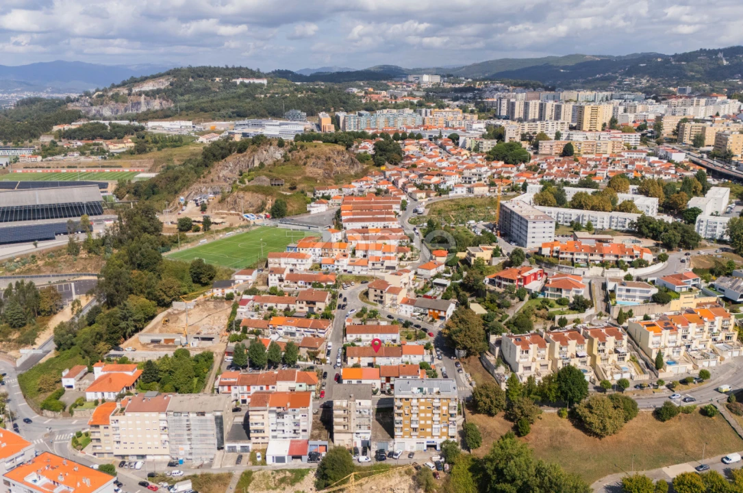 Moradia T24 para Venda em Real, Dume e Semelhe Foto 24