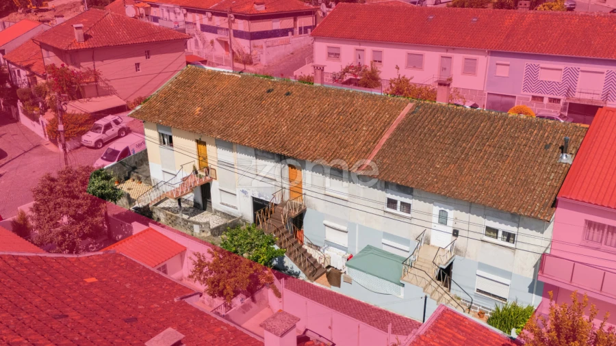 Moradia T24 para Venda em Real, Dume e Semelhe