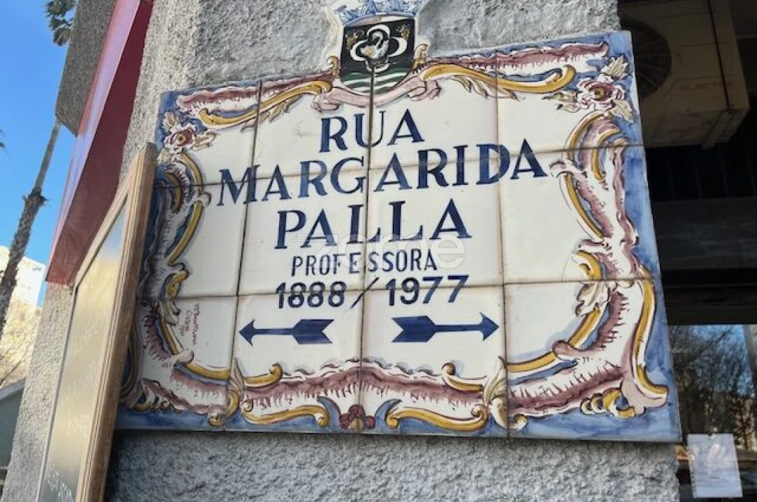 Garagem para Venda em Algés, Linda-A-Velha e Cruz Quebrada-Dafundo Foto 5
