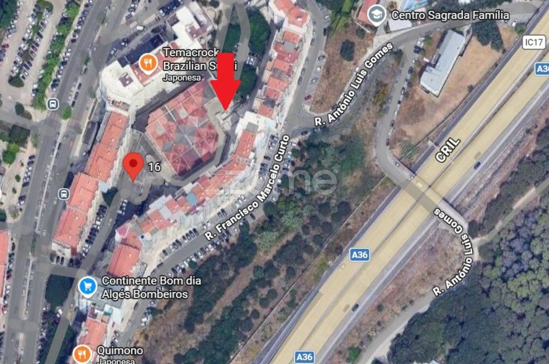 Garagem para Venda em Algés, Linda-A-Velha e Cruz Quebrada-Dafundo Foto 9