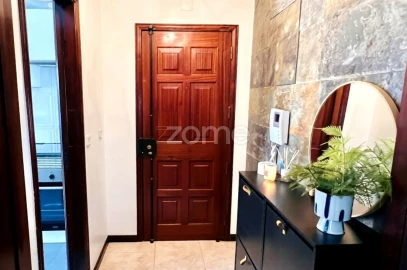 Apartamento T2 para Venda em Rio de Mouro