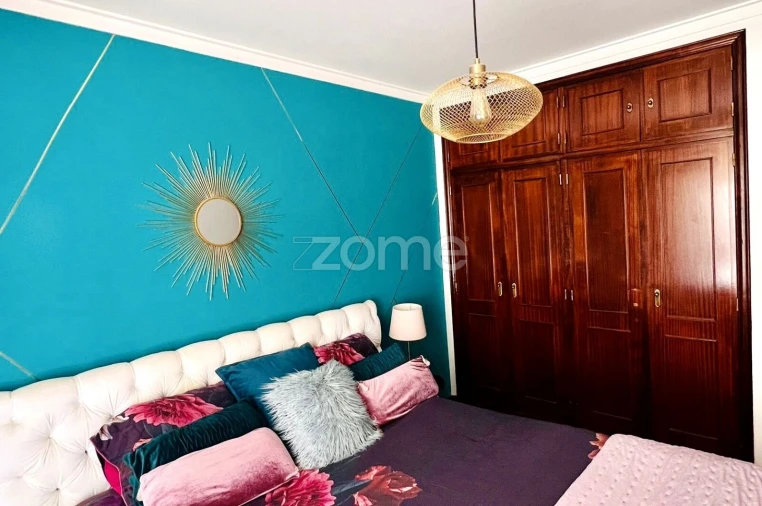 Apartamento T2 para Venda em Rio de Mouro Foto 11