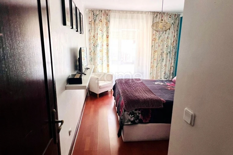 Apartamento T2 para Venda em Rio de Mouro Foto 12