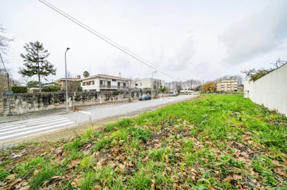 Terreno para Venda em Arcozelo