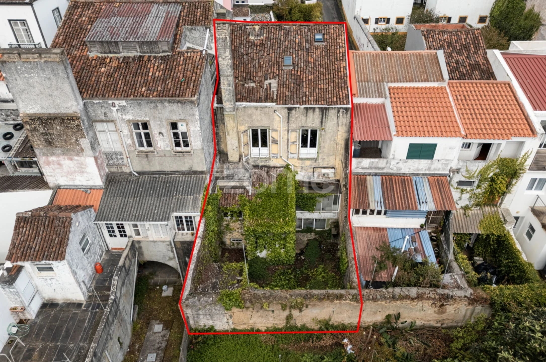 Moradia T9 para Venda em Ponta Delgada (São Sebastião) Foto 5