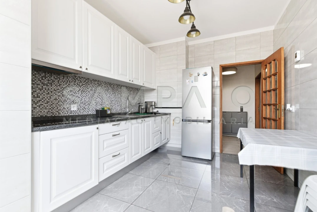 Apartamento T2 para Venda em Rio Tinto Foto 5