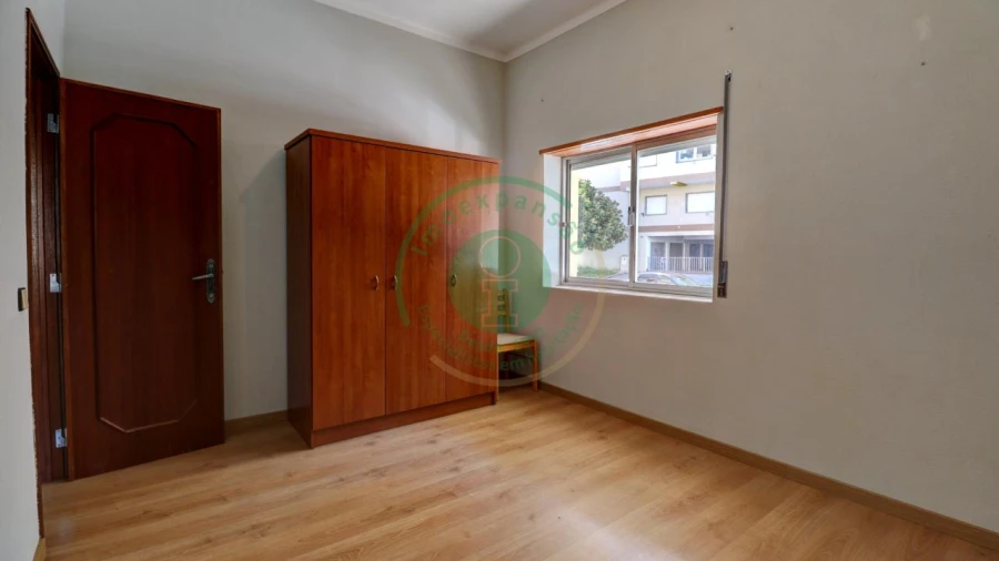 Apartamento T1 para Venda em Buarcos Foto 14