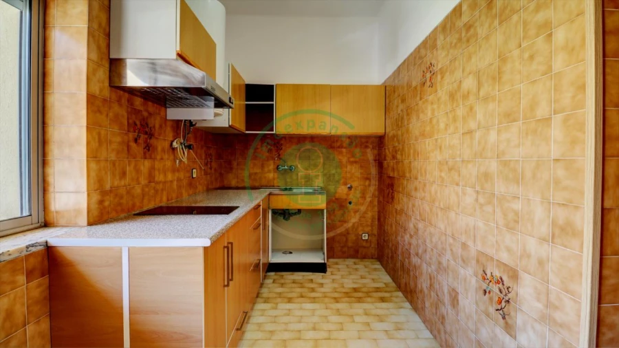 Apartamento T1 para Venda em Buarcos Foto 9